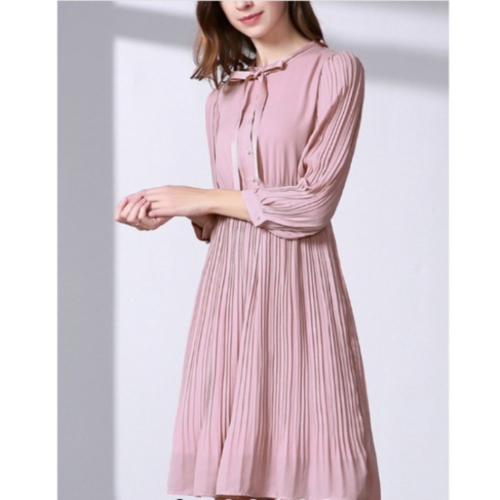 Metisu Boutique Pink Bowknot Chiffon Midi Dress